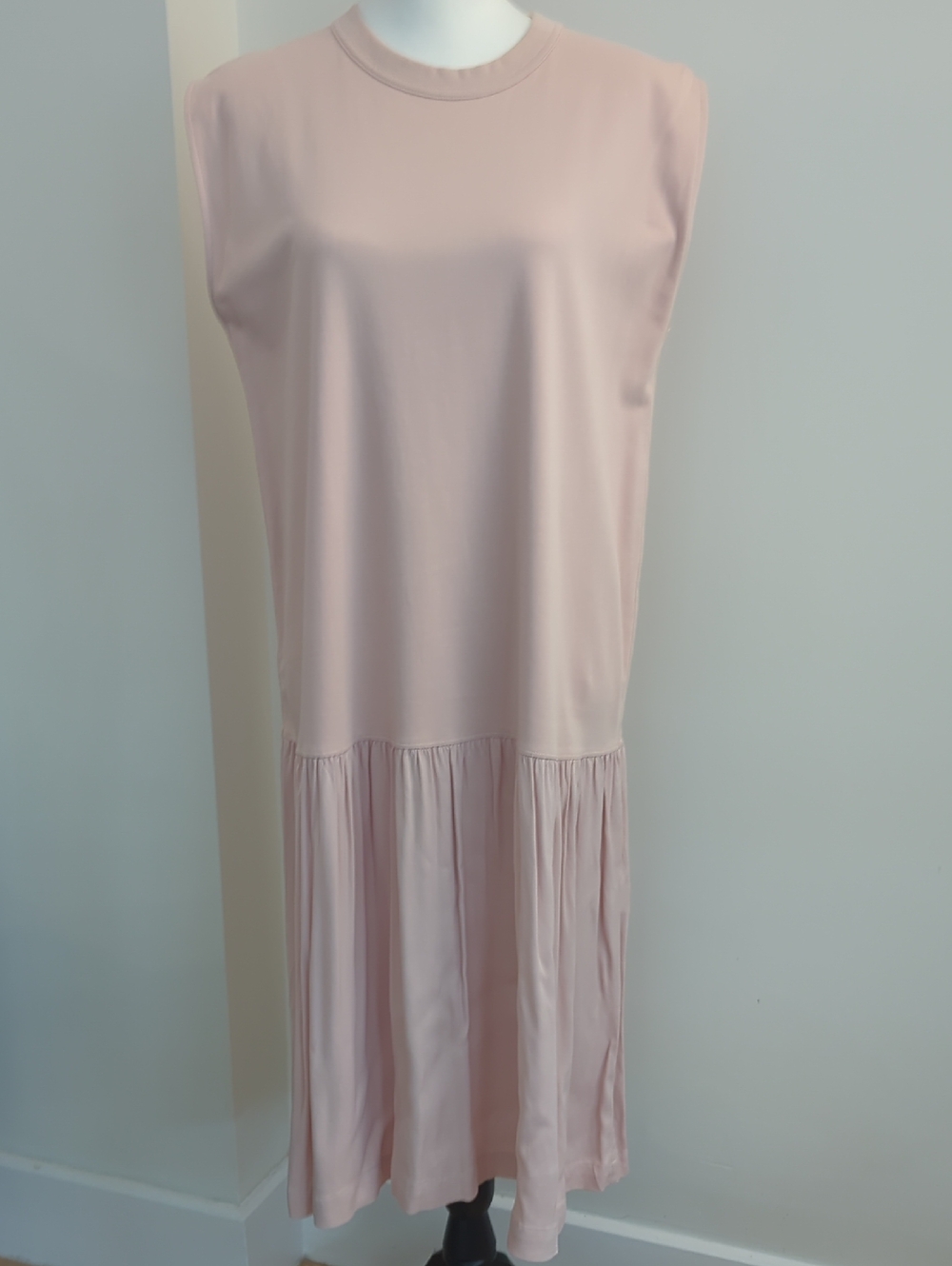 NWOT Uniqlo Light Blush Pink Crew-Neck Midi Dress With Drop Waist LARGE